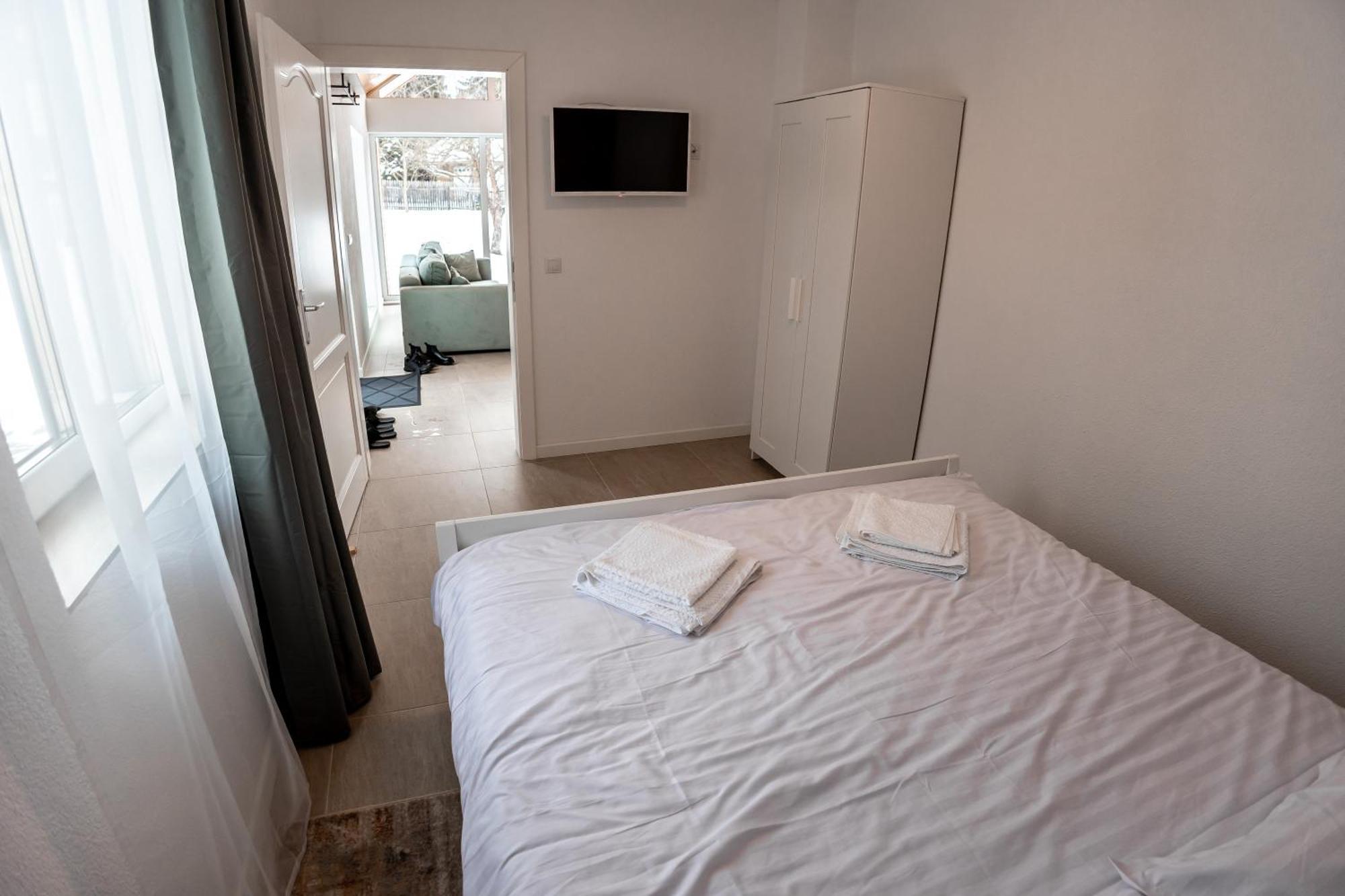Casa Tinca 2 Villa Izvoru Muresului Luaran gambar