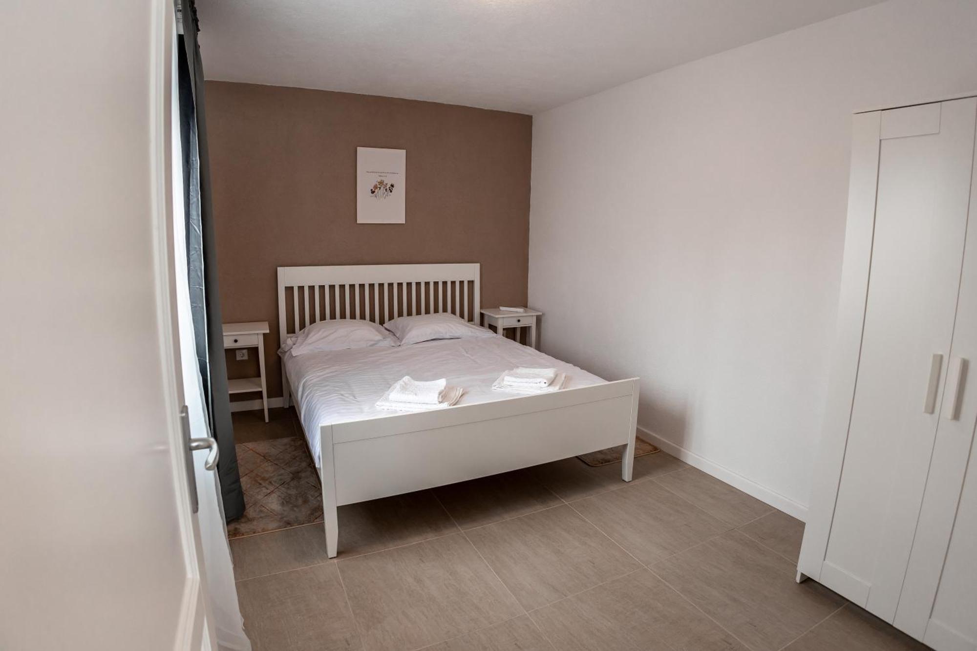 Casa Tinca 2 Villa Izvoru Muresului Luaran gambar