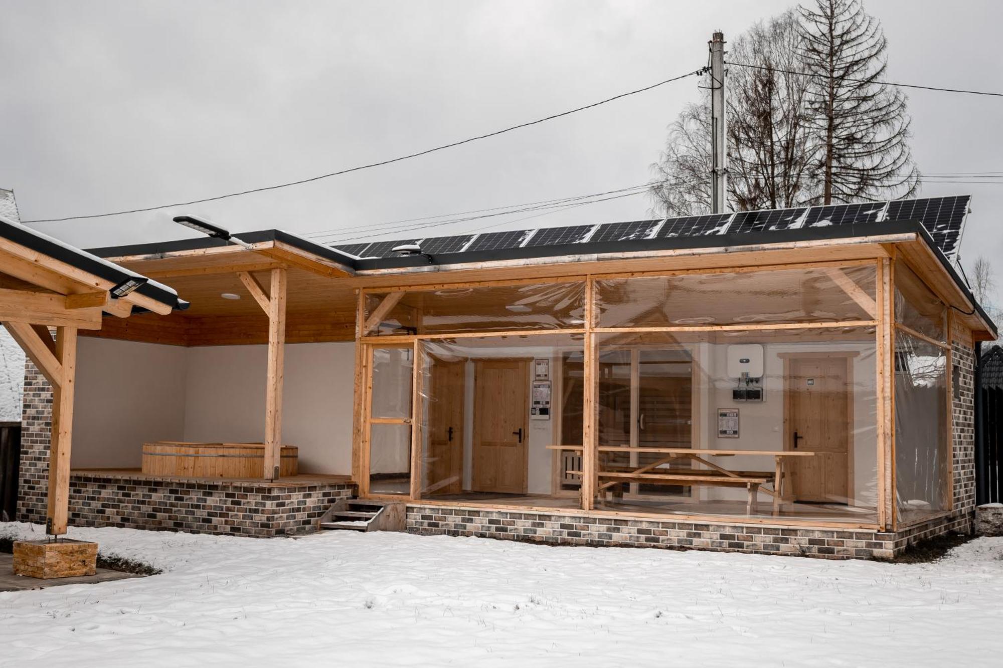 Casa Tinca 2 Villa Izvoru Muresului Luaran gambar