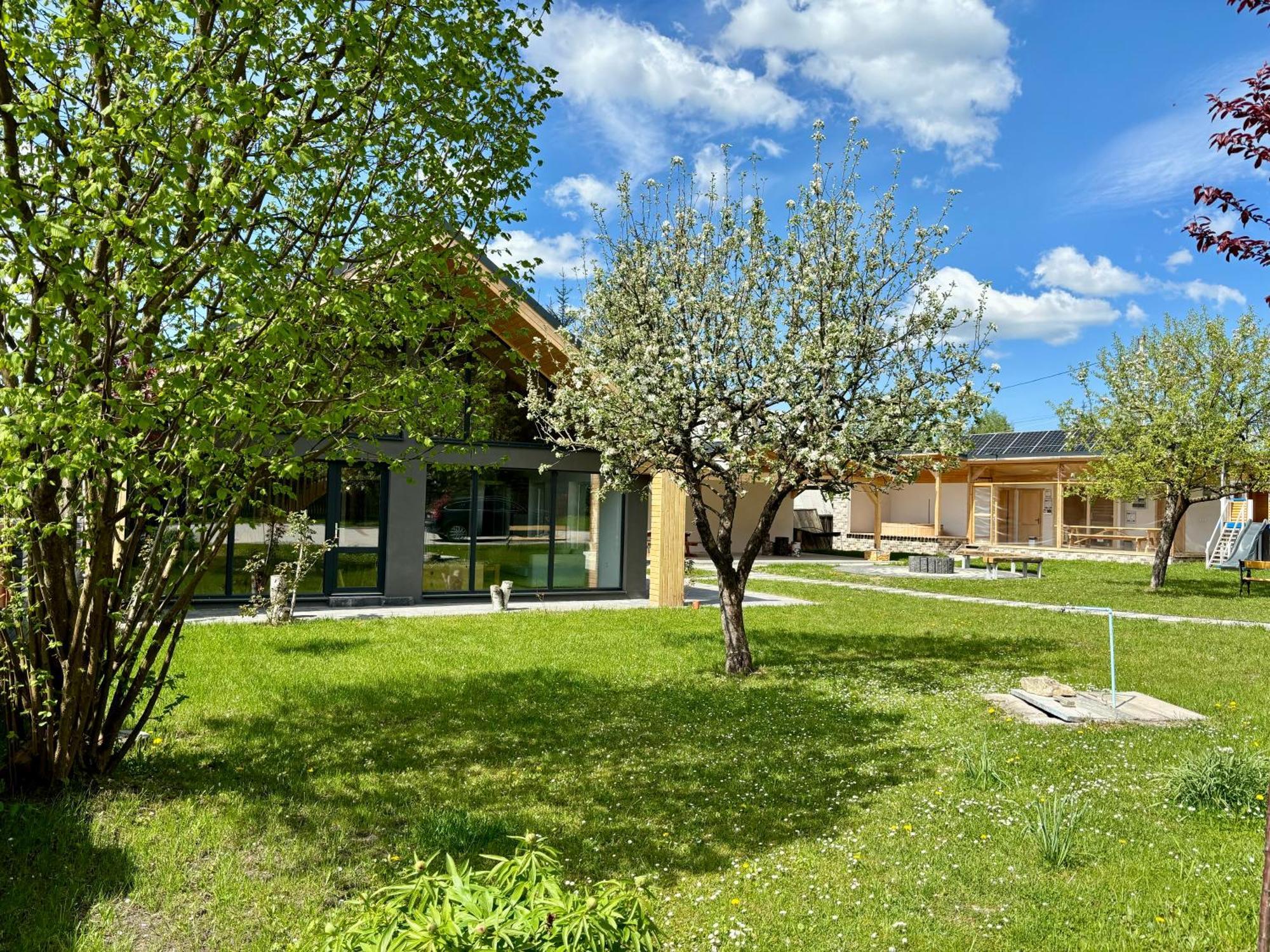 Casa Tinca 2 Villa Izvoru Muresului Luaran gambar